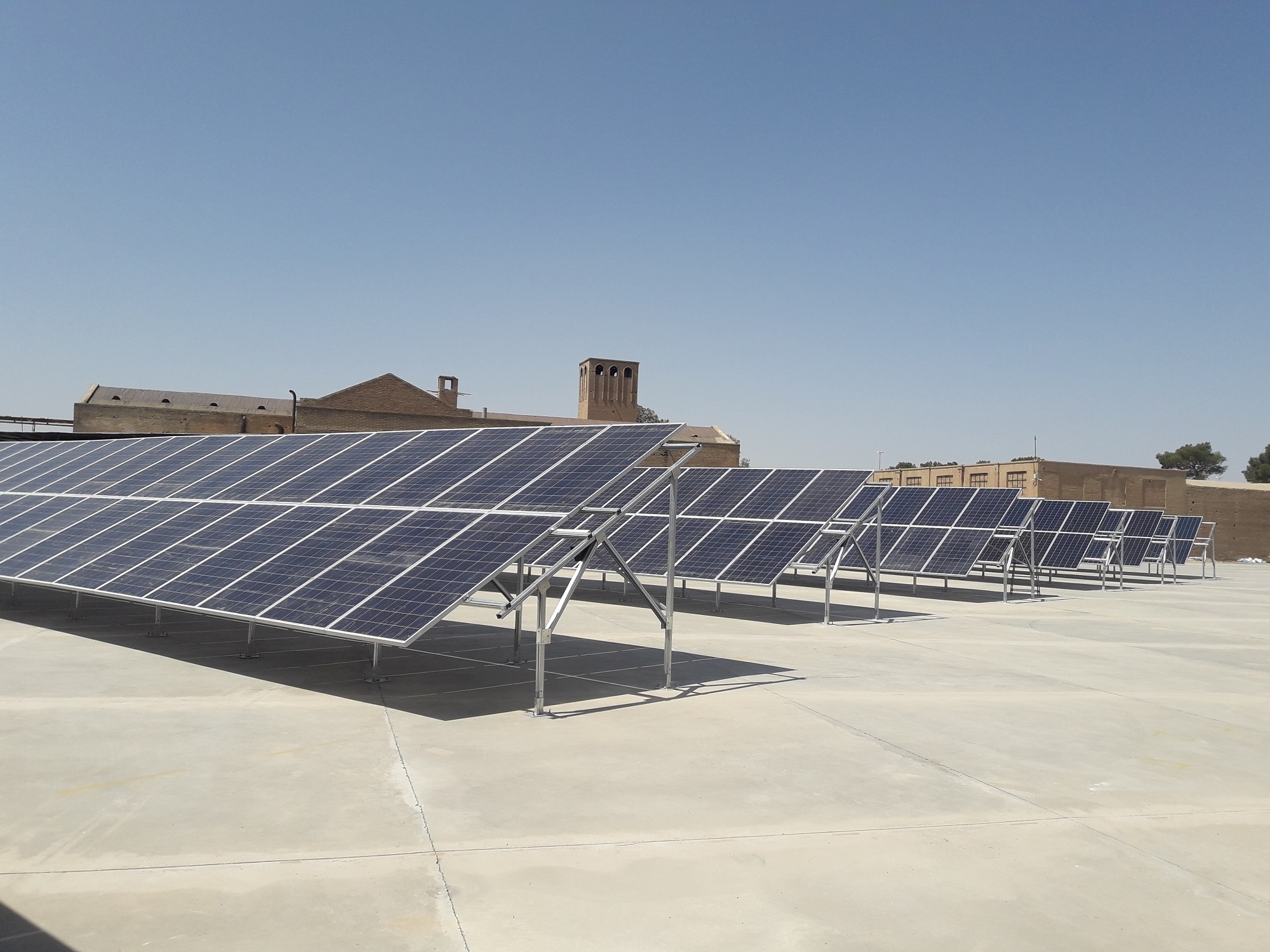 نیروگاه خورشیدی کارخانه یخ استان قم